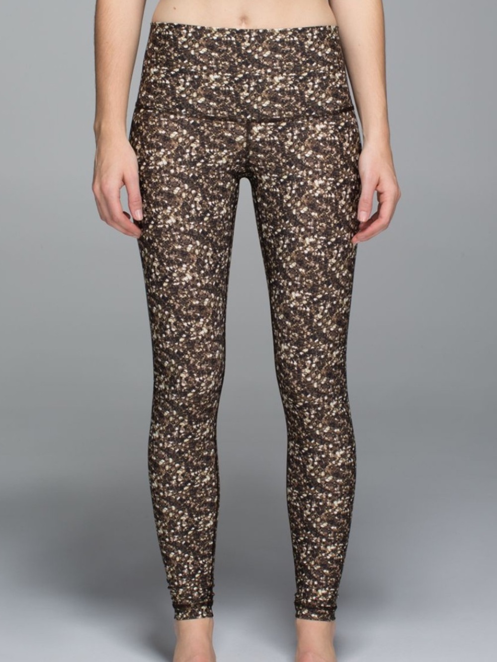 LULULEMON Shine Tight (Roll Down) Size 8